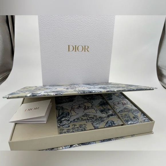 Dior NWT Limited Edition exclusive Around the World stationary set gift bundle - Picture 4 of 12